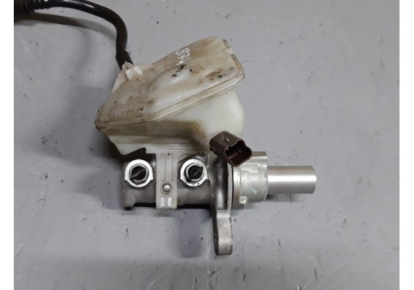 Головний гальмівний циліндр Citroen C4, Peugeot 307, 308, 408, 1.6, 2.0 HDi, 0204254242, 0204051007, 4601V1, 4635A7